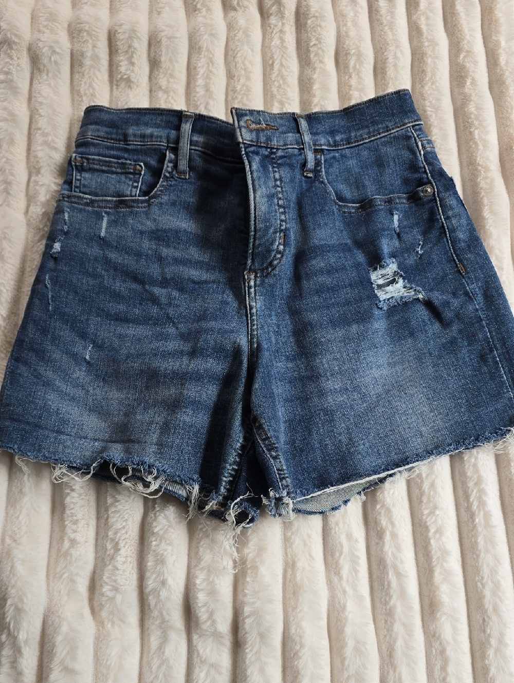 Express Shortie High-Rise Hyper Stretch Women’s Shorts